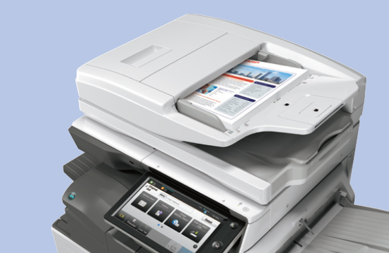 Hand Operating Printer In Office